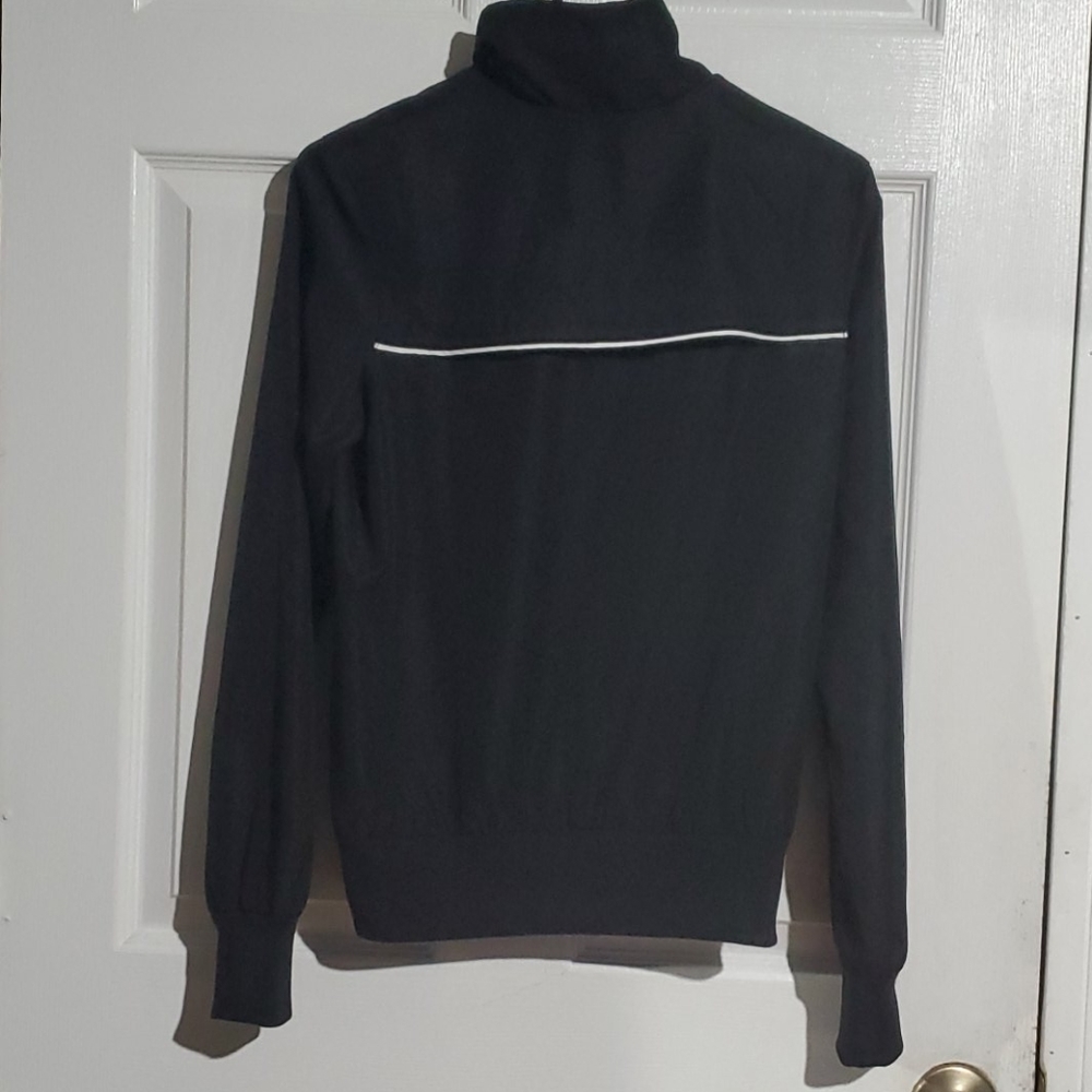 Nike - Picture 2 of 3